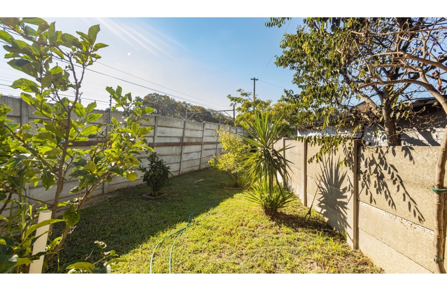 5 Bedroom Property for Sale in Avondale Western Cape